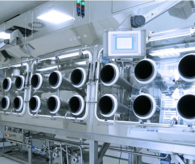 How to clean isolator to ensure sterile safety
