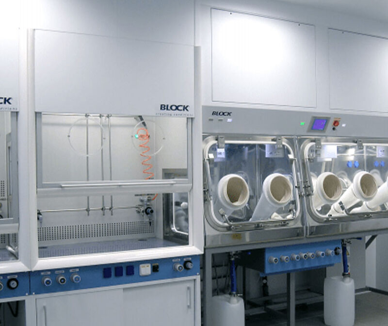 Mua Isolator ở đâu cho phòng thí nghiệm?