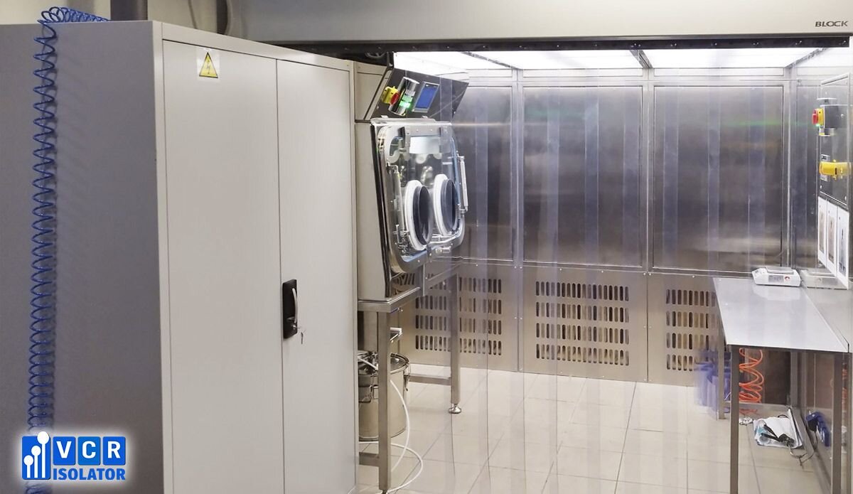 isolator pharmaceutical